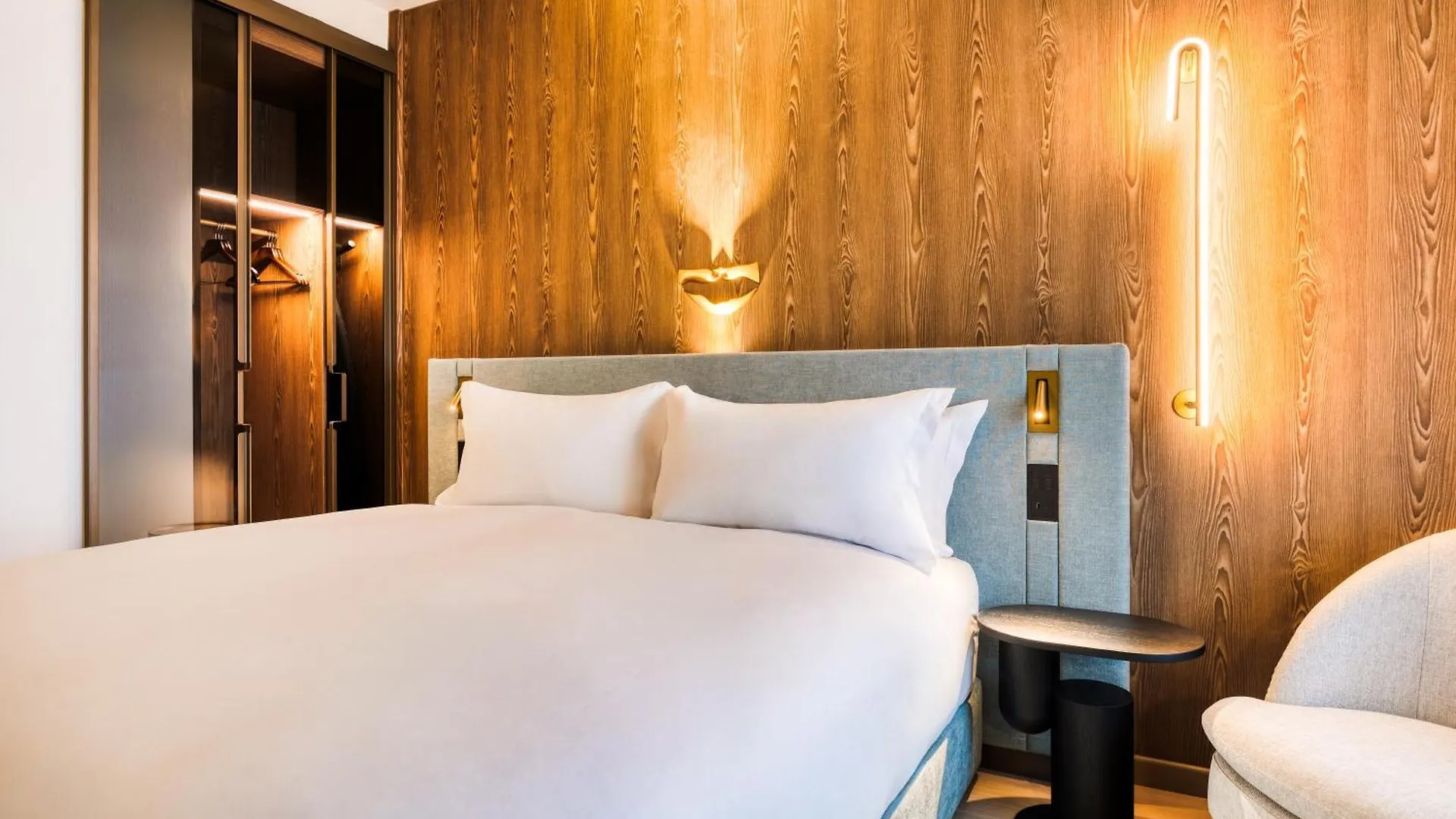 ****  Moevenpick Hotel Brussels Airport Zaventem Belgium